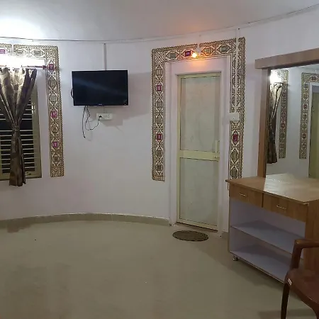 Hiriz Gorewali 3*